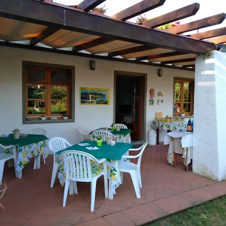 Dei Limoni Bed & Breakfast *